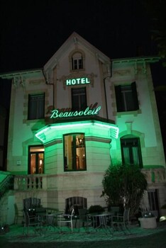 hotel beausoleil montelimar