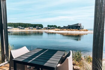 oasis punt west hotel and beach resort