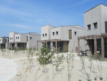 oasis punt west hotel and beach resort
