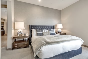 Premium One Bedroom Studio Apartment Hotel By Redawning,6702 Stein Circle,4 star