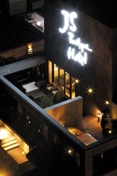 js boutique hotel