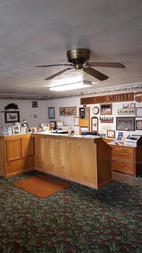 burr oak motel