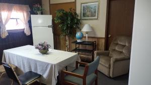 burr oak motel
