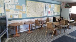 burr oak motel