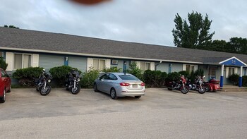 burr oak motel