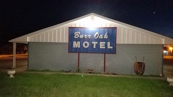 burr oak motel