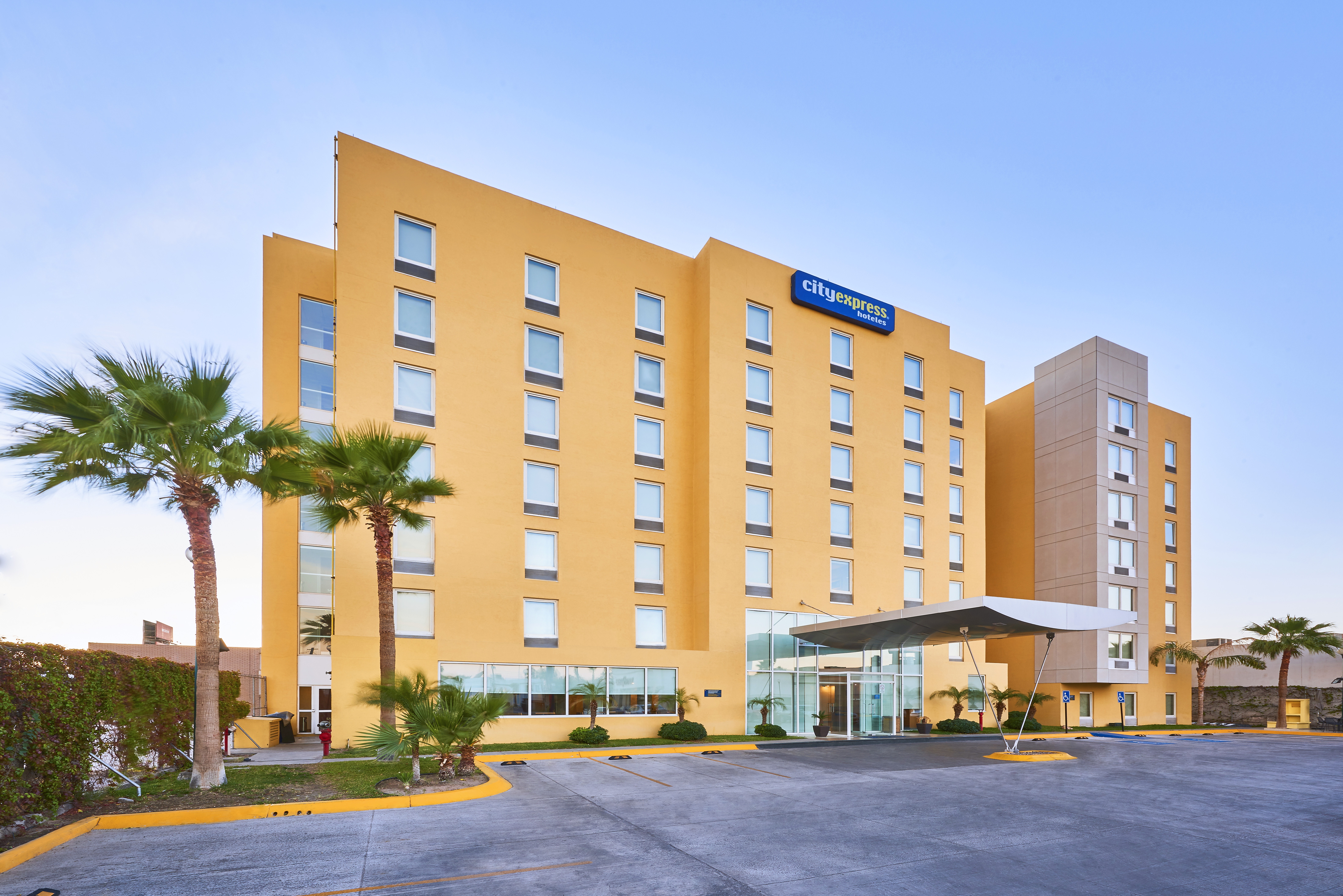 City Express By Marriott Mexicali,Near Casas Geo Stadium,3 star