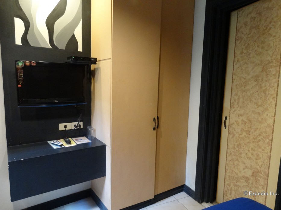 davao royal suites and residences