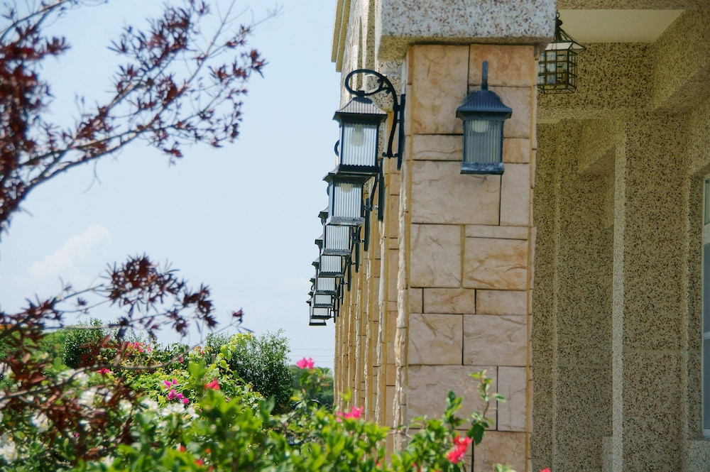 summer moonlight vacation house