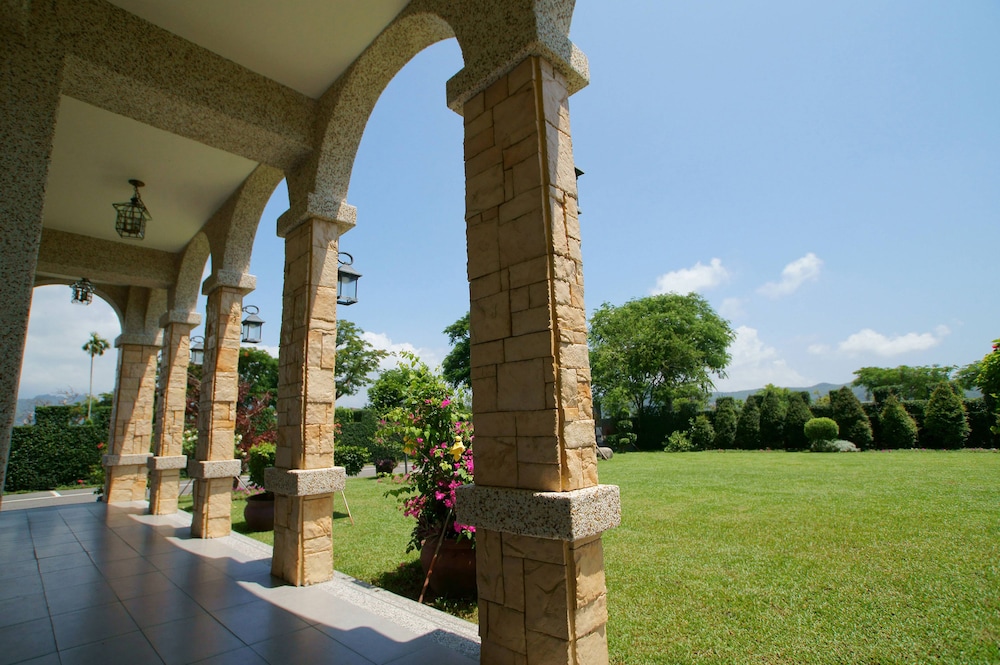 summer moonlight vacation house