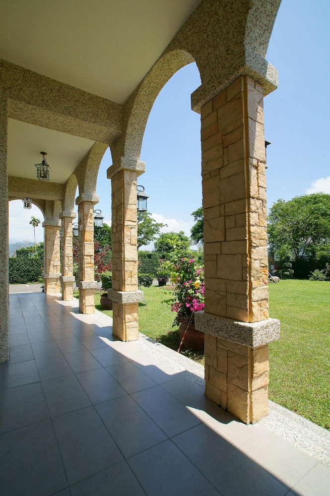 summer moonlight vacation house