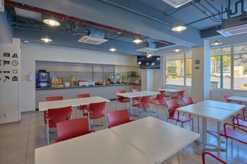 city express junior by marriott puebla finsa