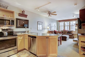 Silver Mill 8253-1Br-Walk To Slopes! Kids Ski Free! 1 Bedroom Condo By Redawning,,3 star