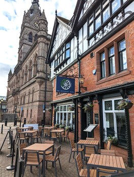 The Coach House Inn,North West England>>Cheshire West And Chester,4 star