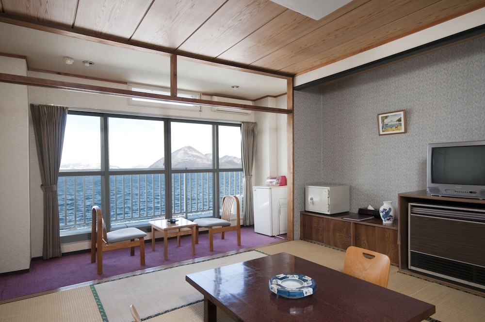 toyako onsen hokkai hotel