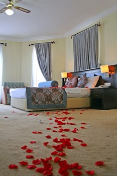 omur hotel