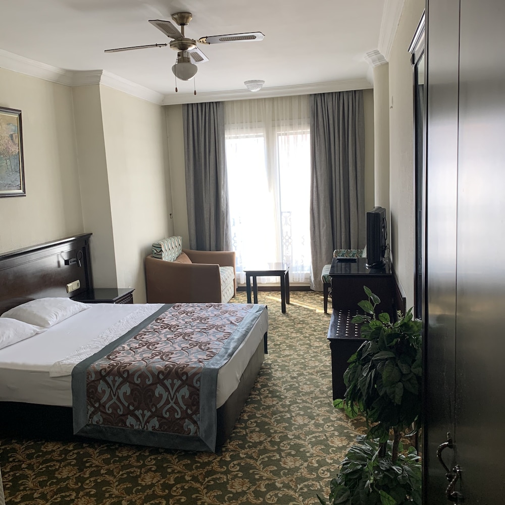 omur hotel