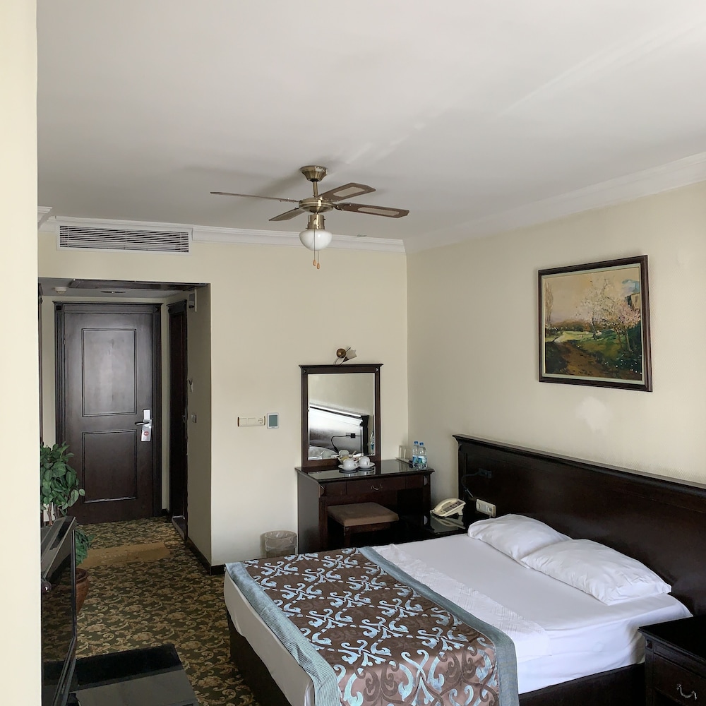omur hotel