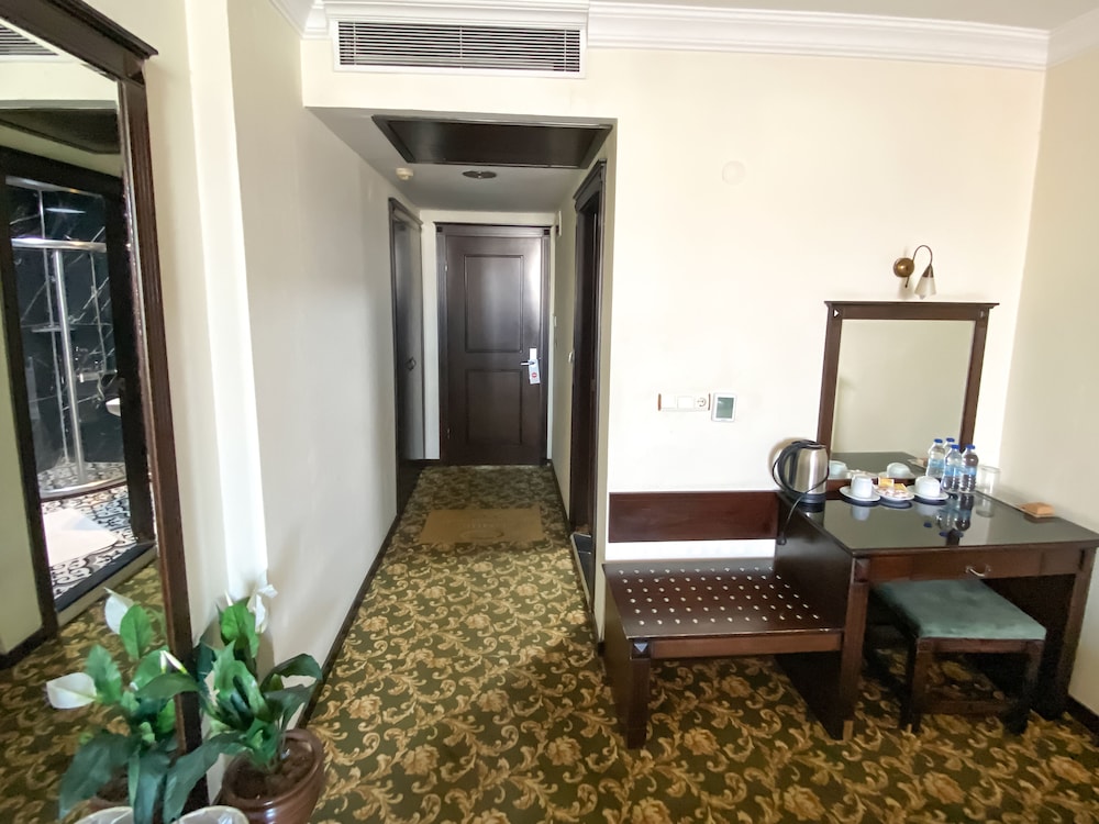 omur hotel