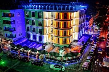 omur hotel