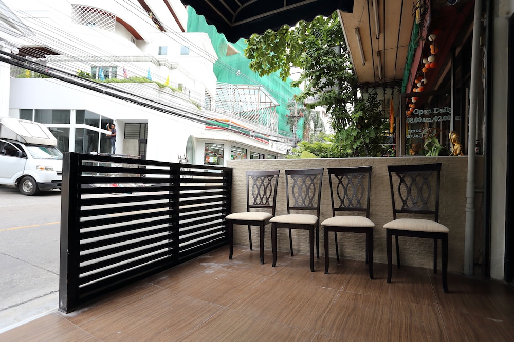 sukhumvit 20 guest house