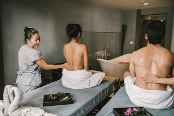 courtyard by marriott bangkok sukhumvit 20