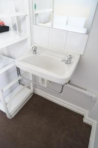 grand hotel rockdale