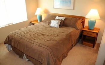 Seven Springs Stoneridge 3 Bedroom And Loft Condo With Private Deck By Redawning,,3 star