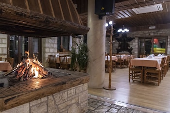 thermios apollon hotel