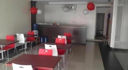 cherry midtown hotel