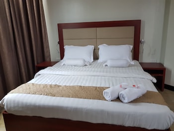 cherry midtown hotel