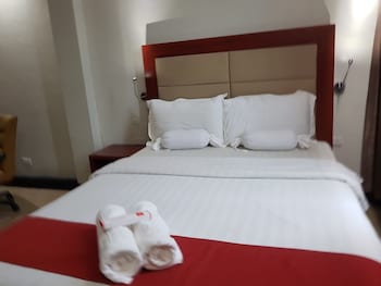 cherry midtown hotel