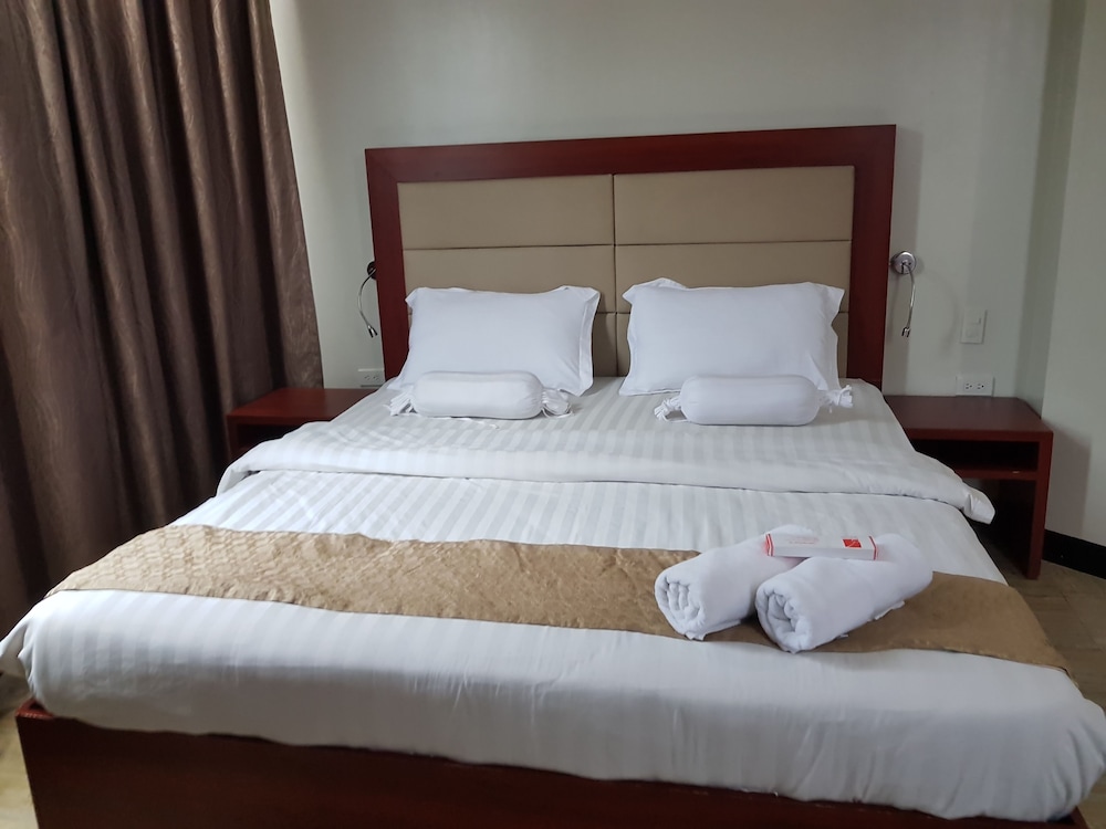 cherry midtown hotel