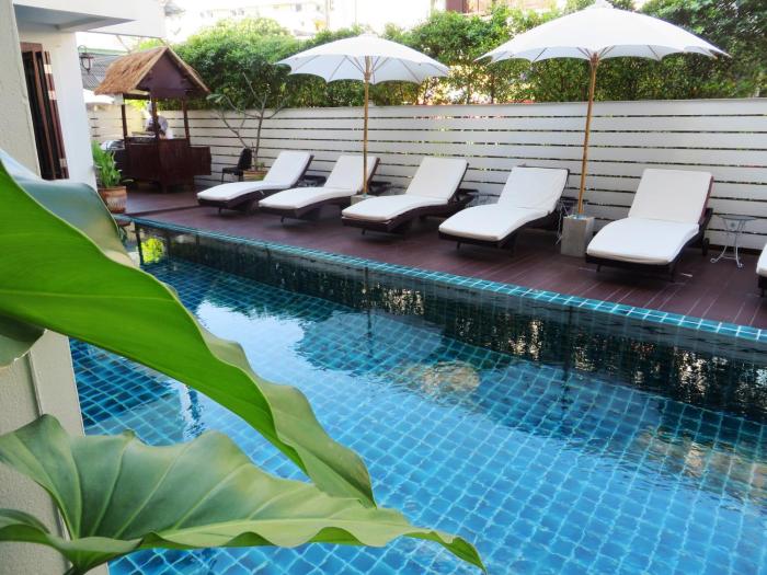 goldenbell hotel chiangmai