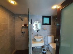 goldenbell hotel chiangmai