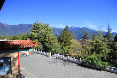 lishan guest house