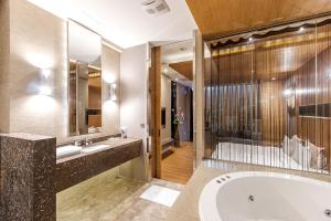 motel stars business