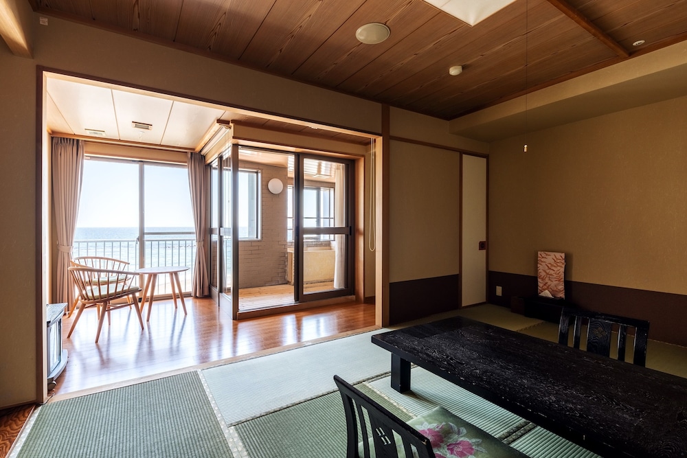 yunokawa hot spring yunohama hotel