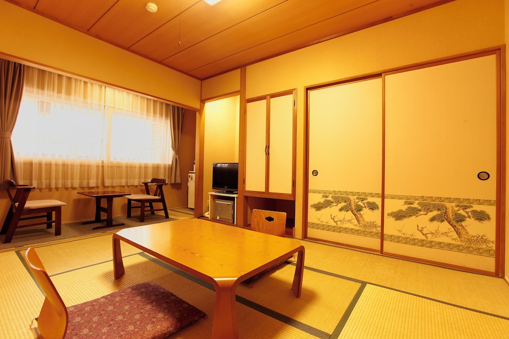 yunokawa hot spring yunohama hotel