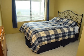 Seven Springs 3 Br Condo, Mountain Views! By Redawning,,3 star