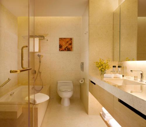 crowne plaza hong kong causeway bay an ihg hotel