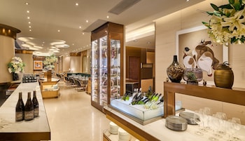 crowne plaza hong kong causeway bay an ihg hotel