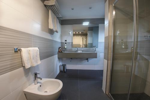 best western jfk hotel