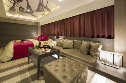 hotel in the green adults only