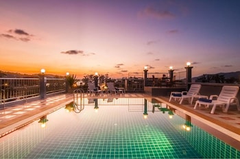 the crystal beach hotel