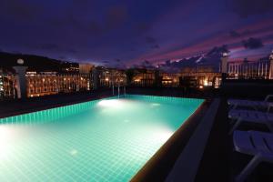 the crystal beach hotel