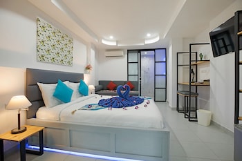 colorize boutique hotel