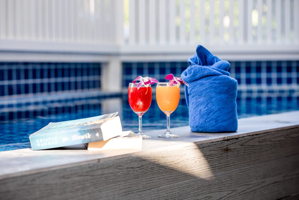 colorize boutique hotel