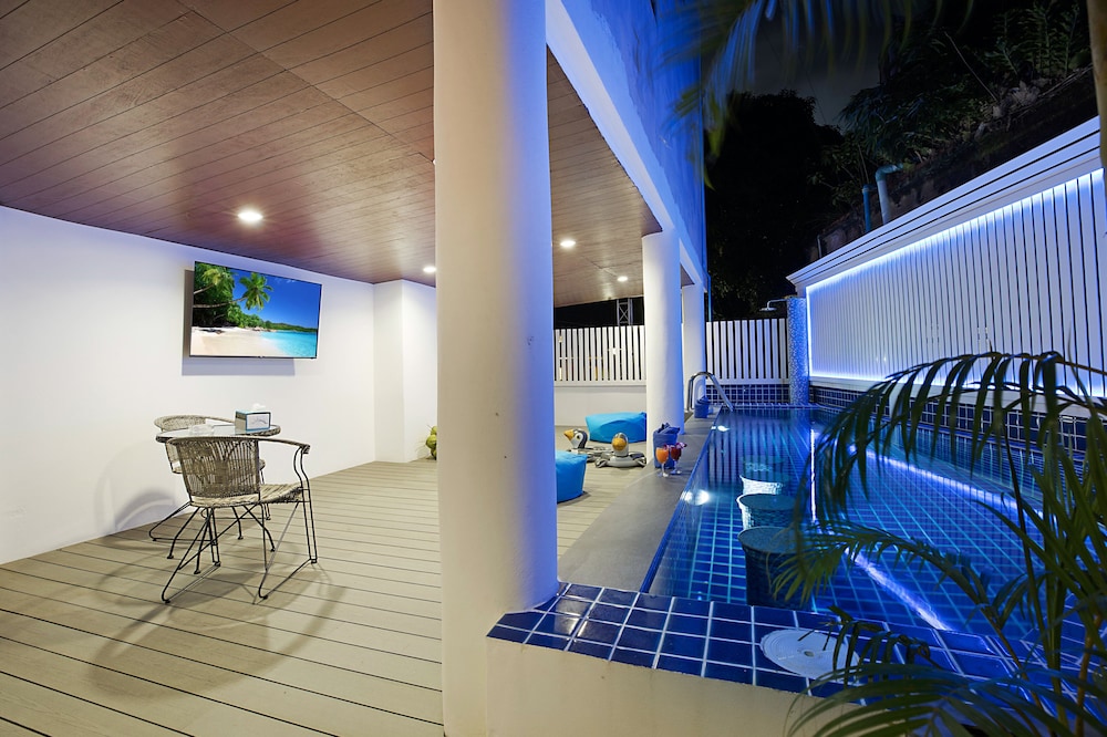 colorize boutique hotel