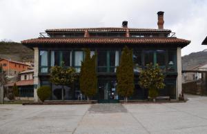 hotel posada fuentes carrionas
